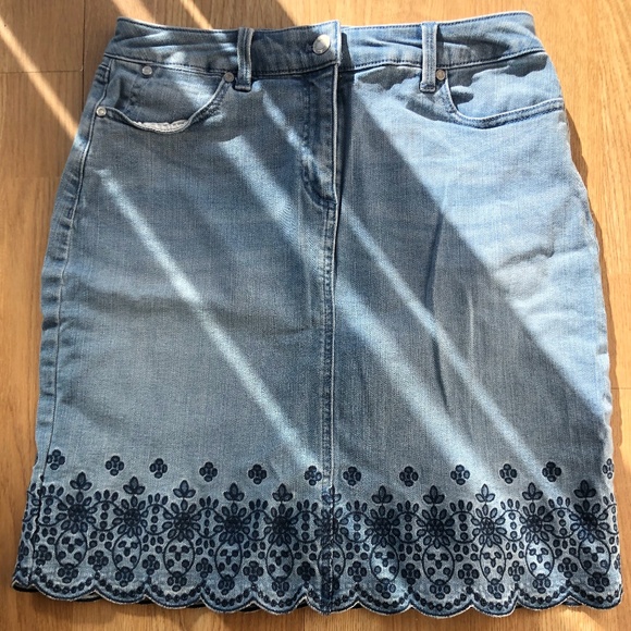 Talbots Embroidered Scallop-Hem Denim Skirt - Picture 1 of 3